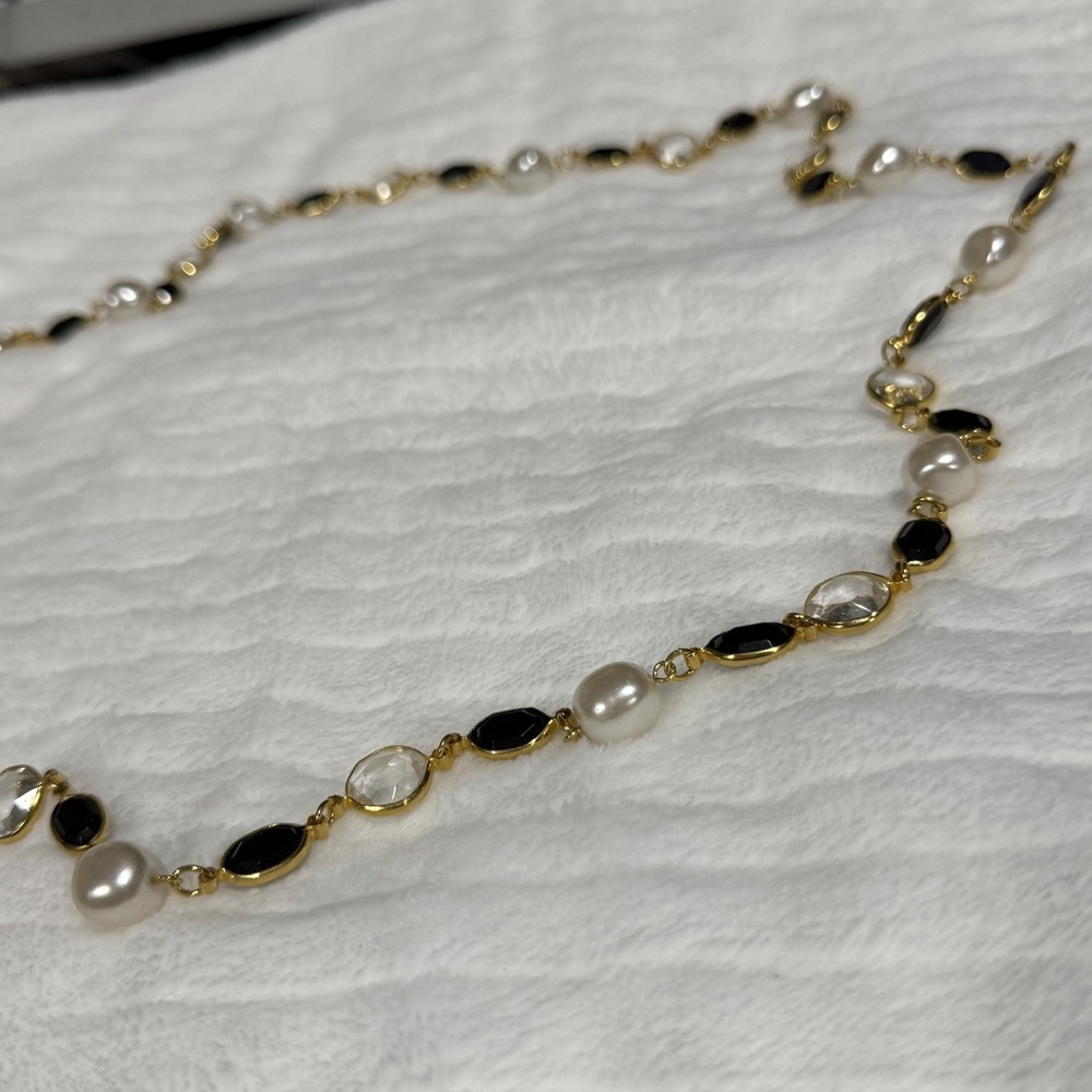 Vintage Faux Pearl Black & Clear Crystal Station Necklace Gold Tone Long Necklac - Picture 2 of 4